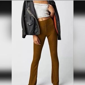 🌟Free People Rosella Swit Flare Pants NWOT Olive Green